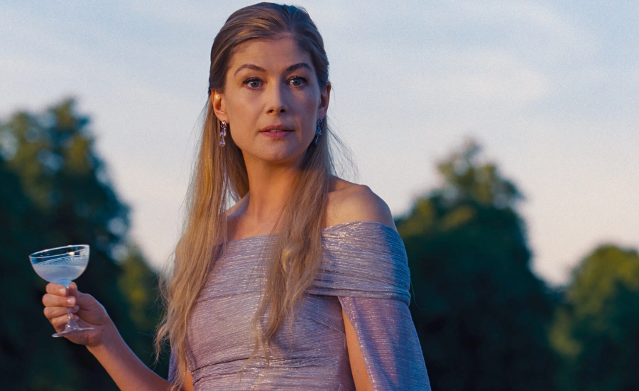 Rosamund Pike Social Media Following